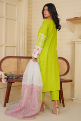 Scentora – A Graceful Ensemble from the Floral Whisper Collection