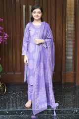 3 Piece – Cambric Suit – Noorangi – Cambric