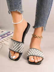 Small Fragrant style flat bottomed plus size slippers for women square headed rhinestone pearl fashionable casual slippers
