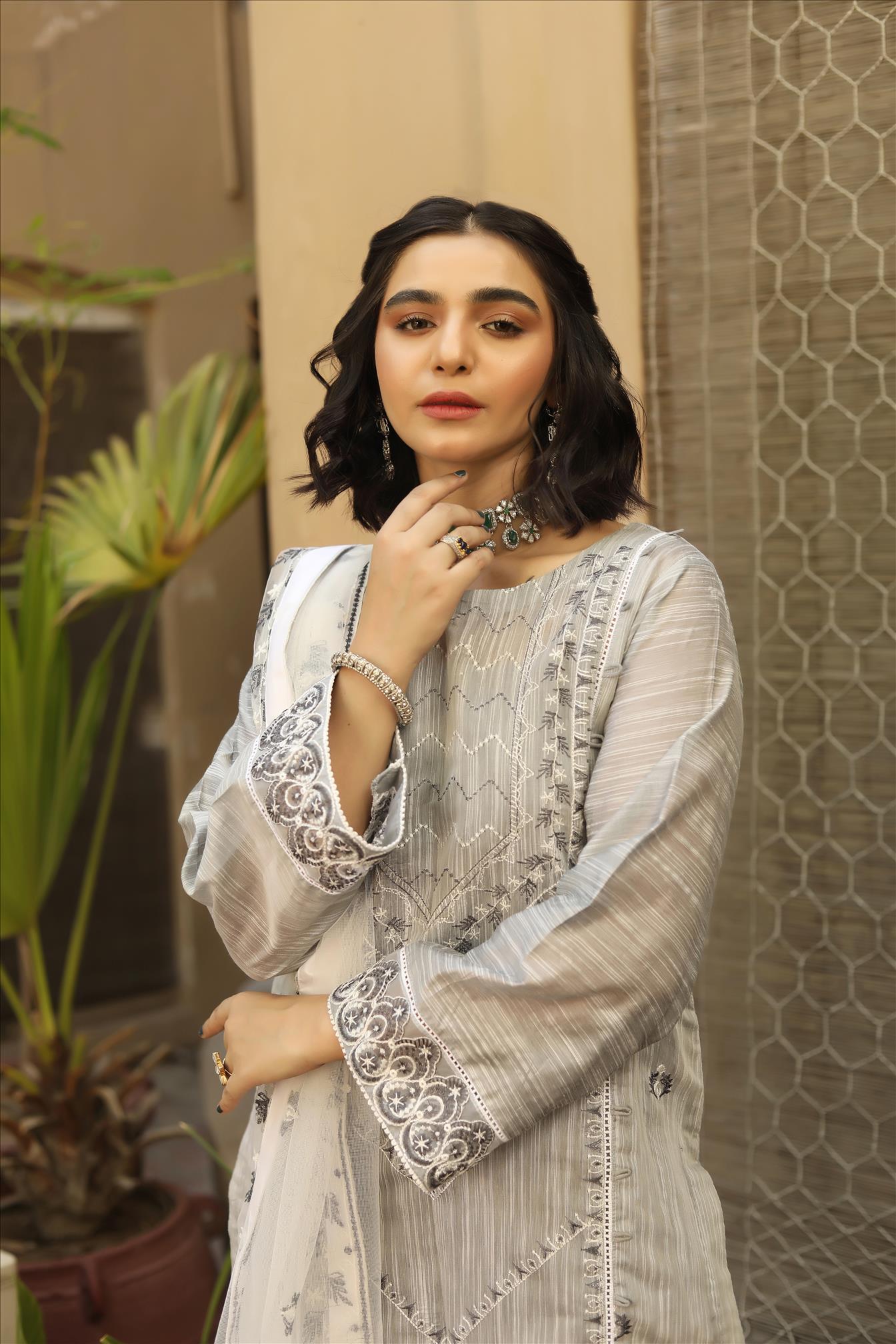 Ainaa - Amour Luxury Pret Collection By Noorangi noorangi