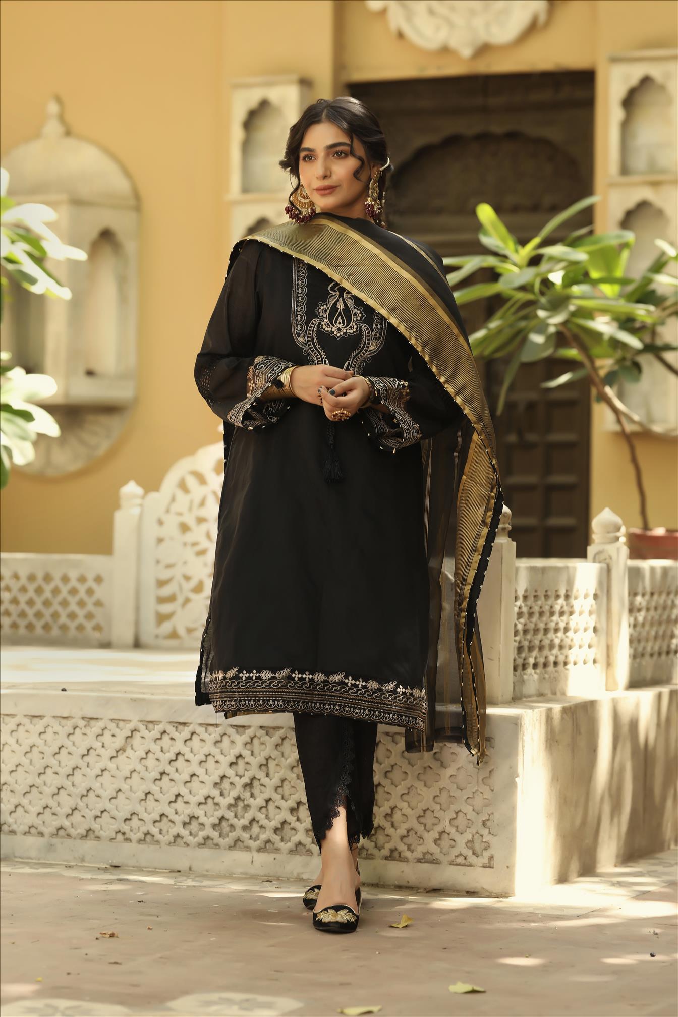 Camilla - Amour Luxury Pret Collection By Noorangi noorangi