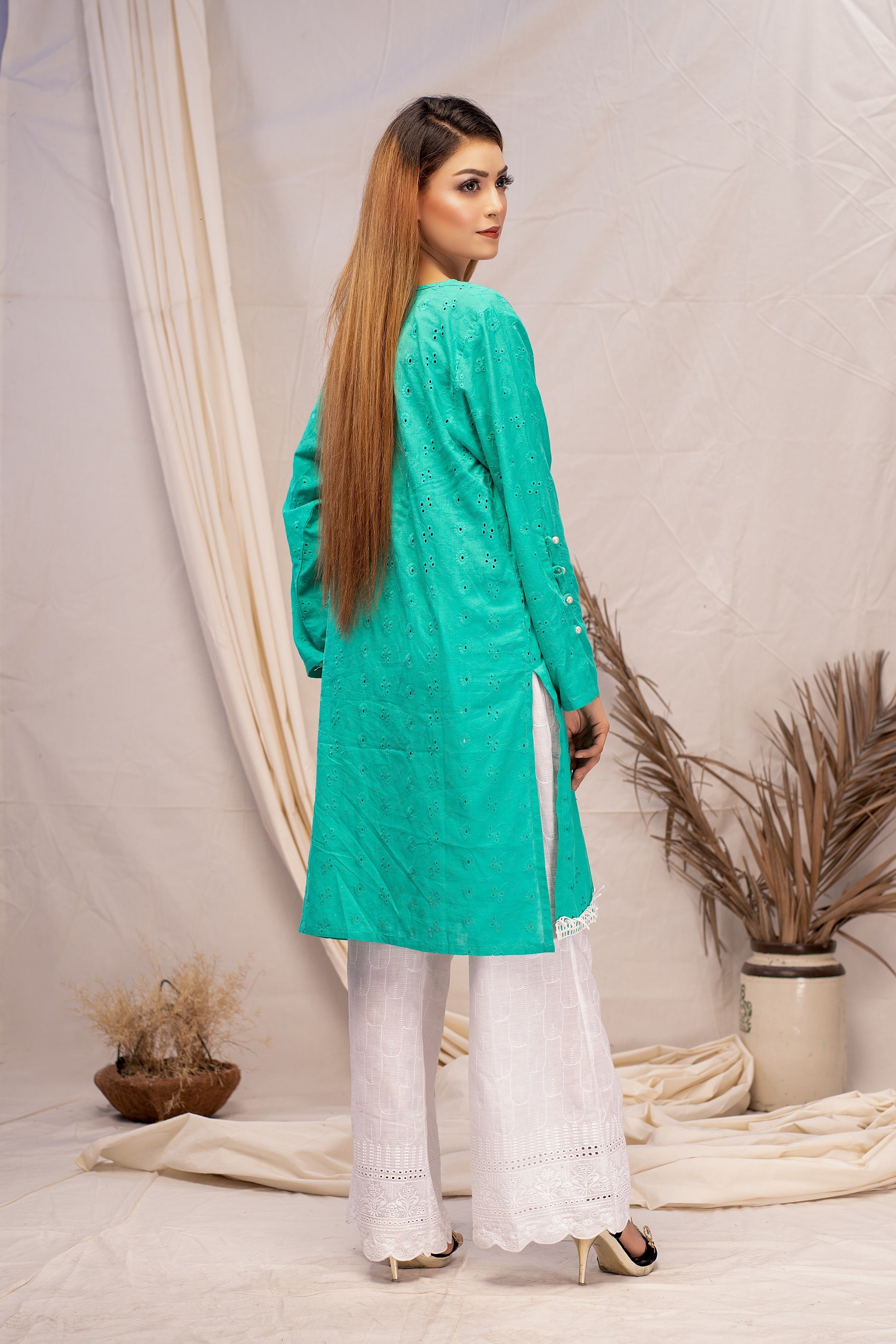 ETHNIC SCAPE - PRET KURTI - CASUAL TOP - CASUAL SHIRT - KURTI noorangi