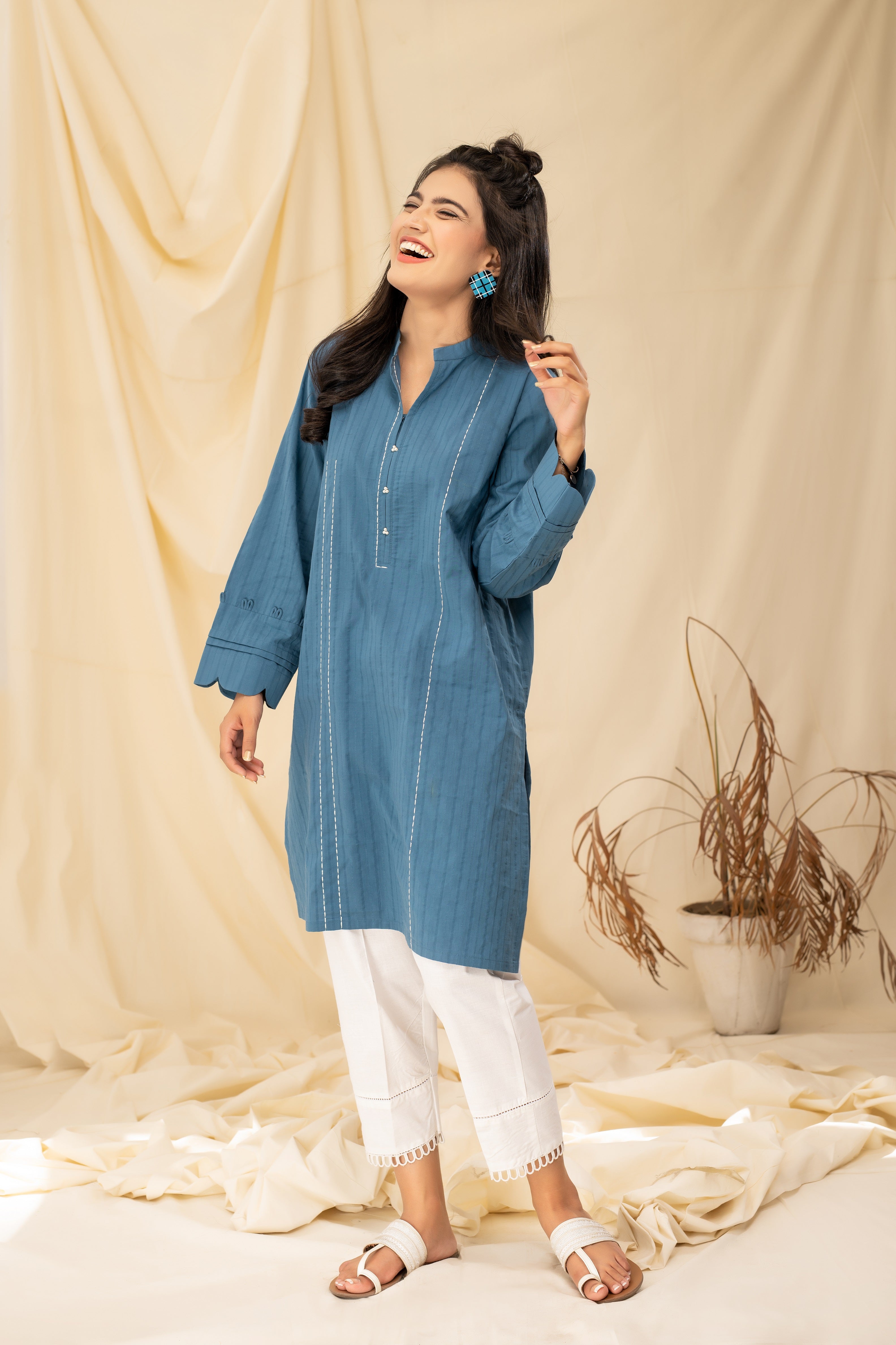 GROOYY BLUE - PRET KURTI - CASUAL TOP - CASUAL SHIRT - KURTI noorangi
