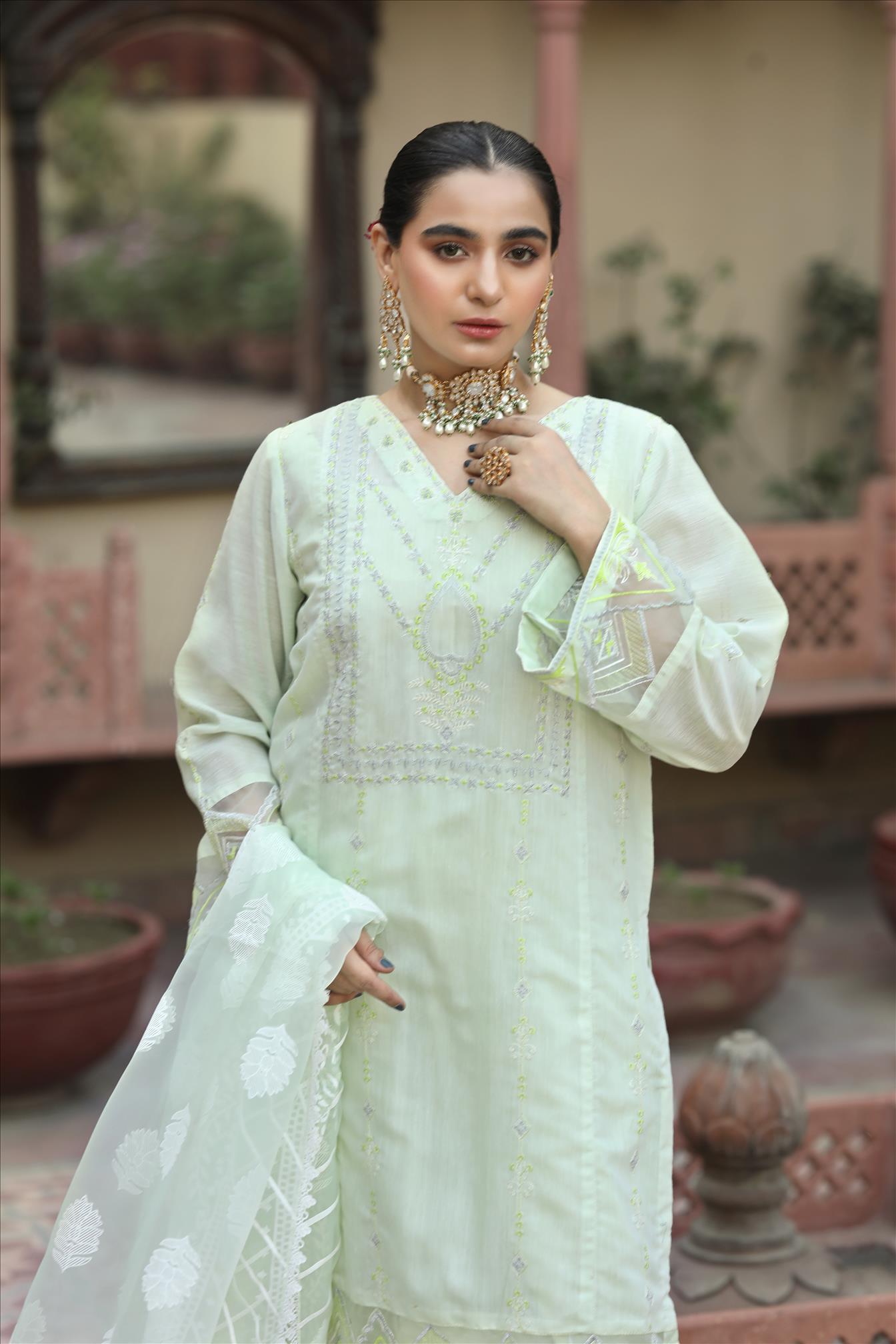 Lilit - Amour Luxury Pret Collection By Noorangi noorangi