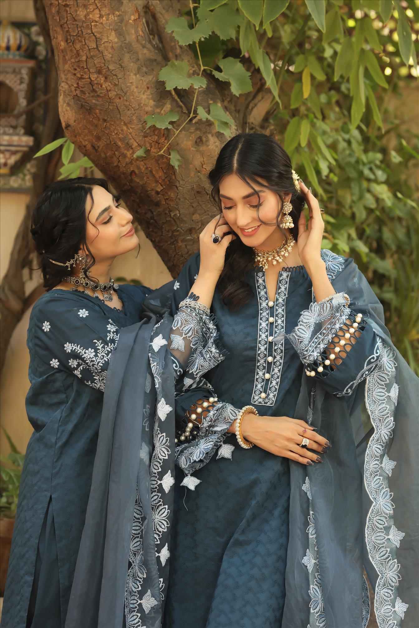 Risa - Amour Luxury Pret Collection By Noorangi noorangi