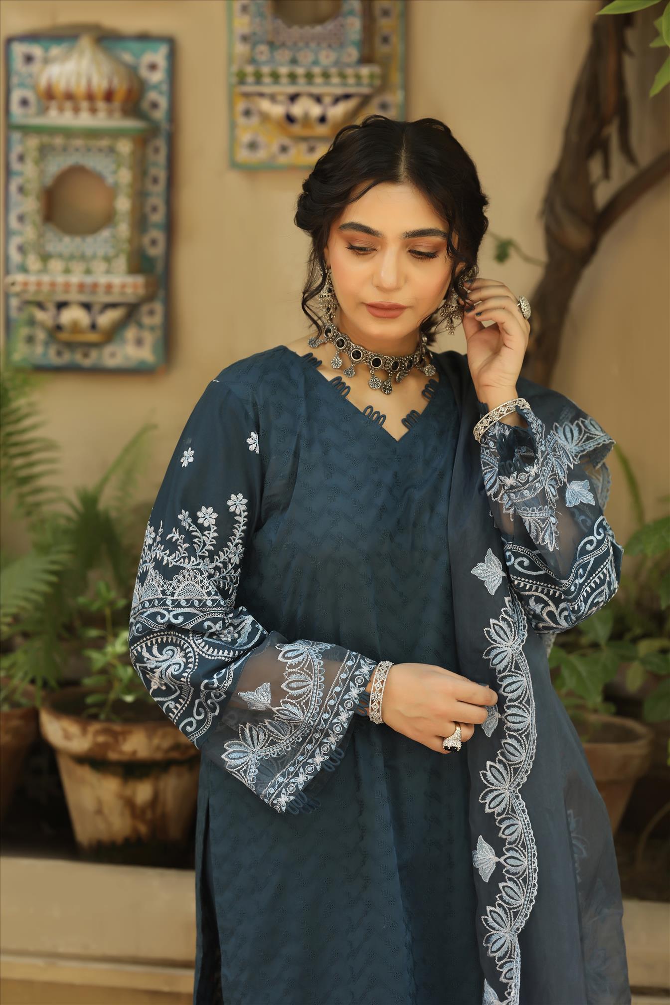 Risa - Amour Luxury Pret Collection By Noorangi noorangi