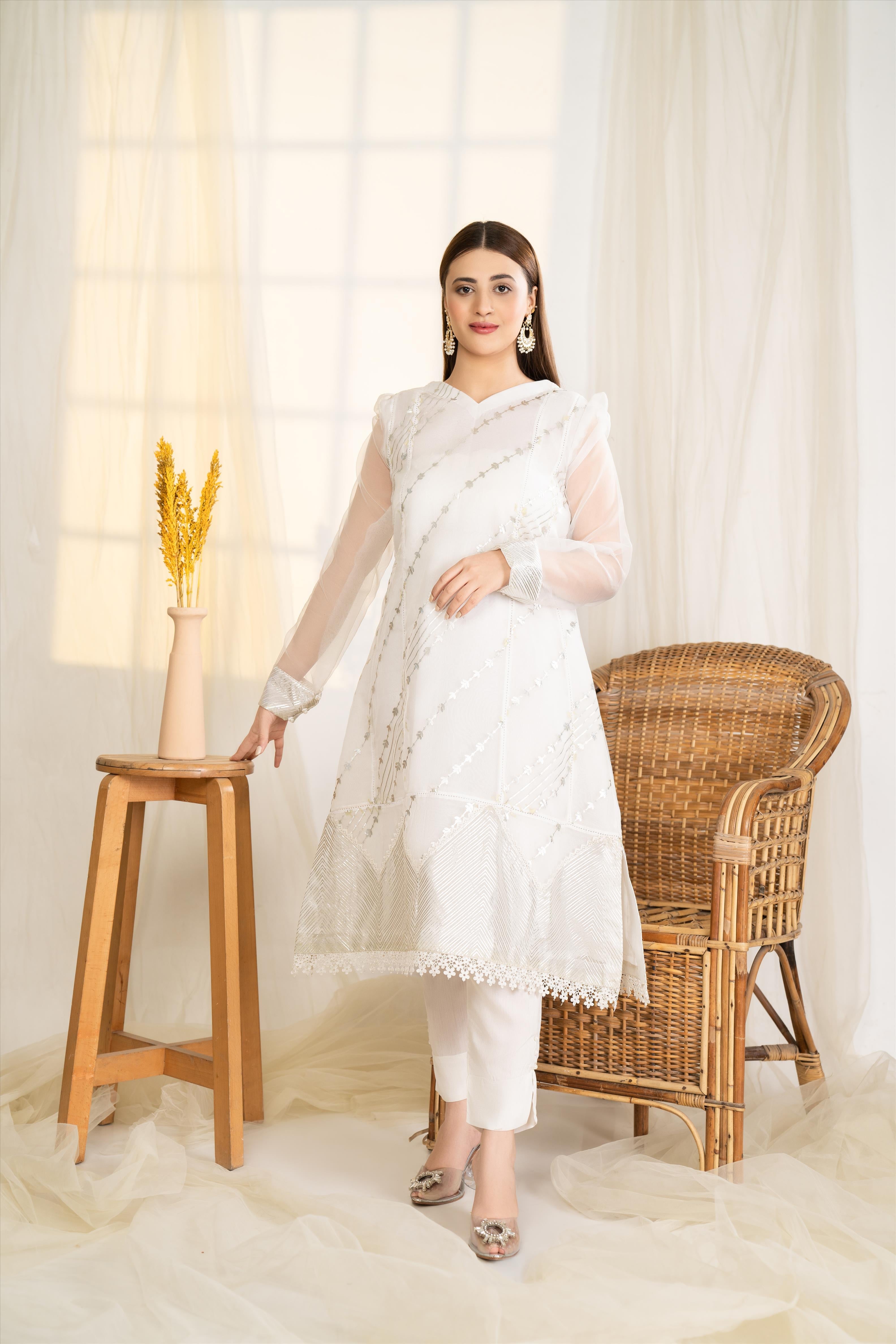 Zalah - Winter Festive Collection 2022 By Noorangi noorangi