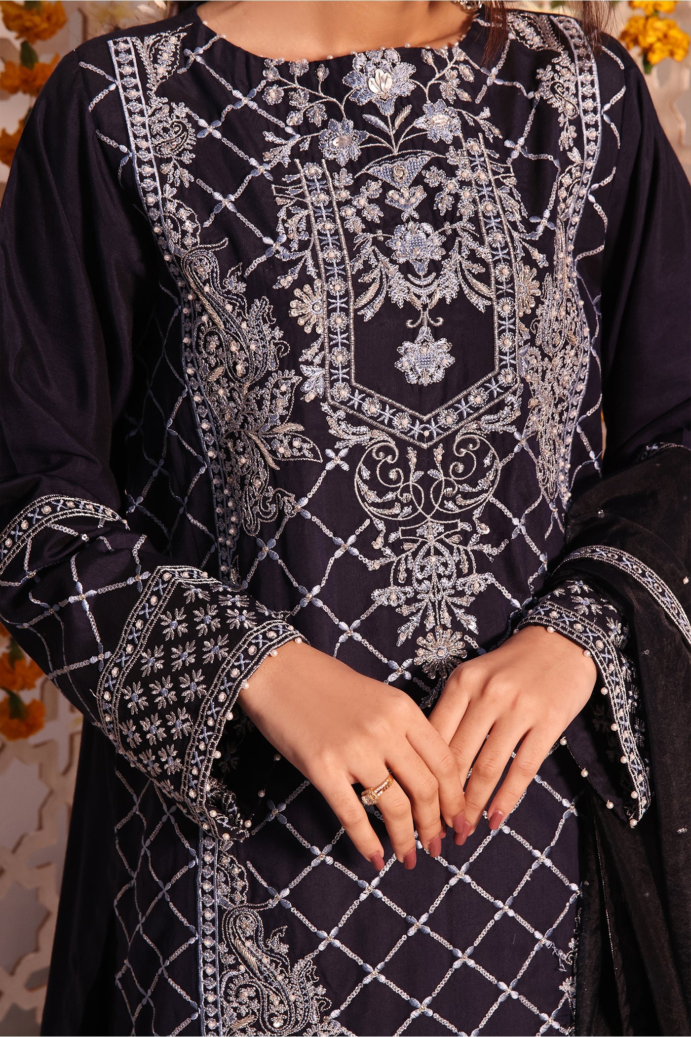 Elif | Cotton Silk | 3-Piece MTO Secondary image