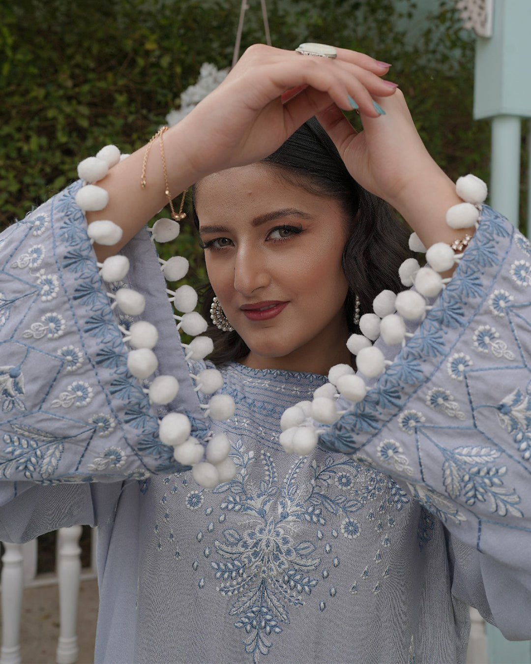 Frosted sky 2 Piece Embroidered