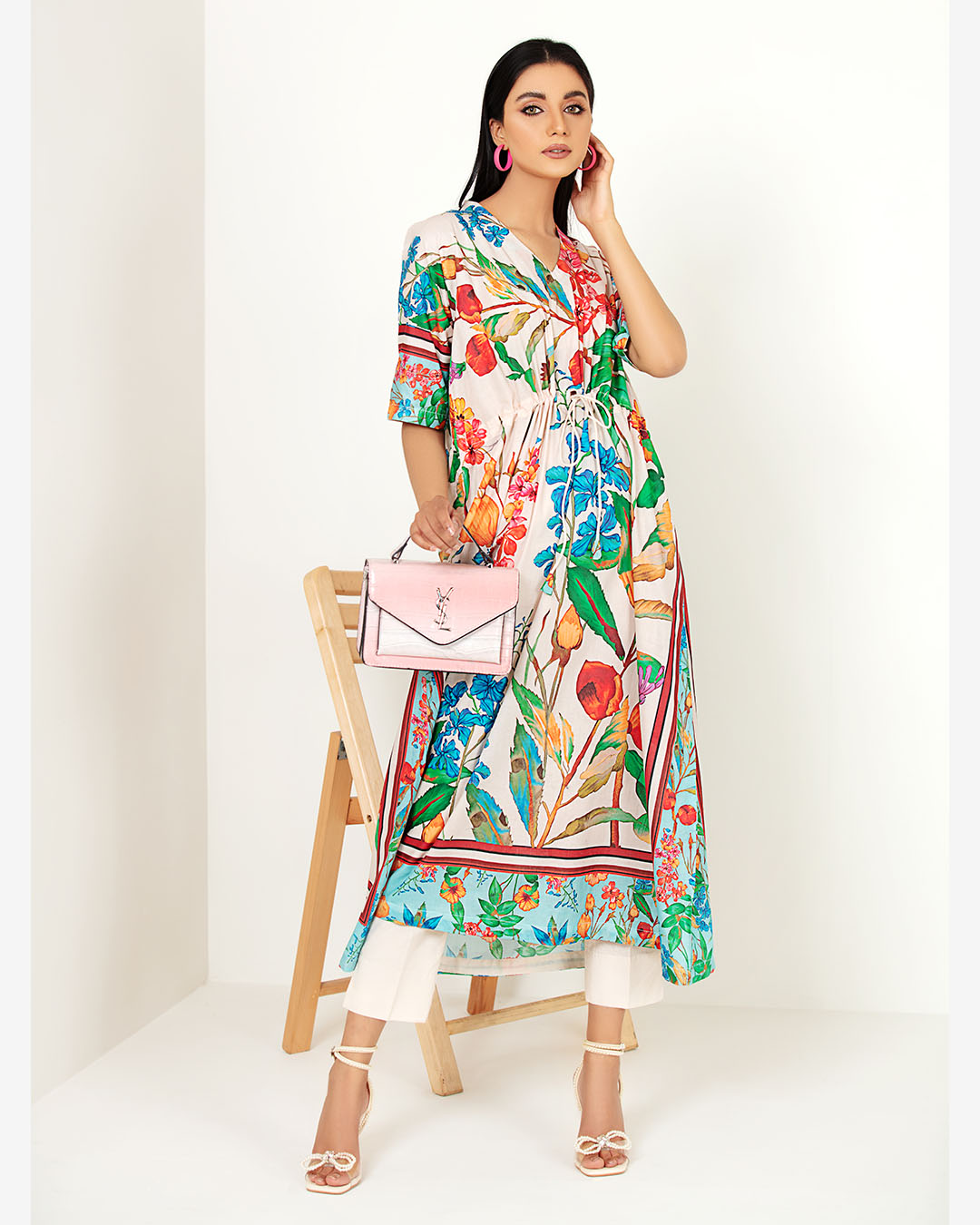Nonia Flat 30% Off Secondary image