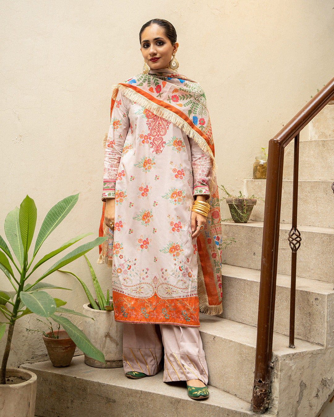 Zar-e-Sufaid Flat 30% Off