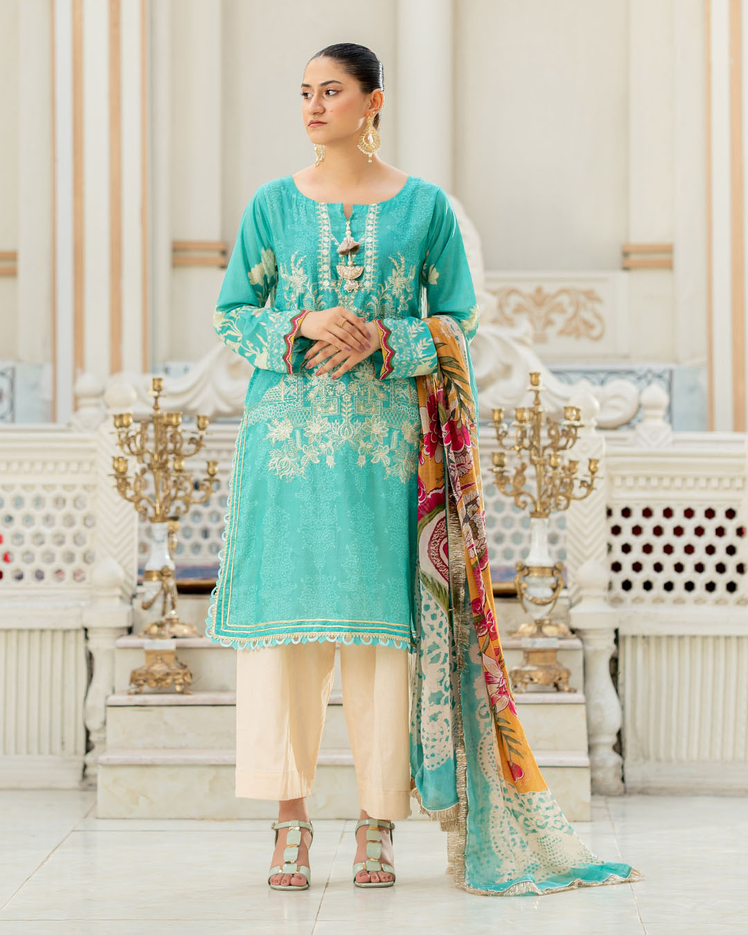 Saiba Flat 30% Off