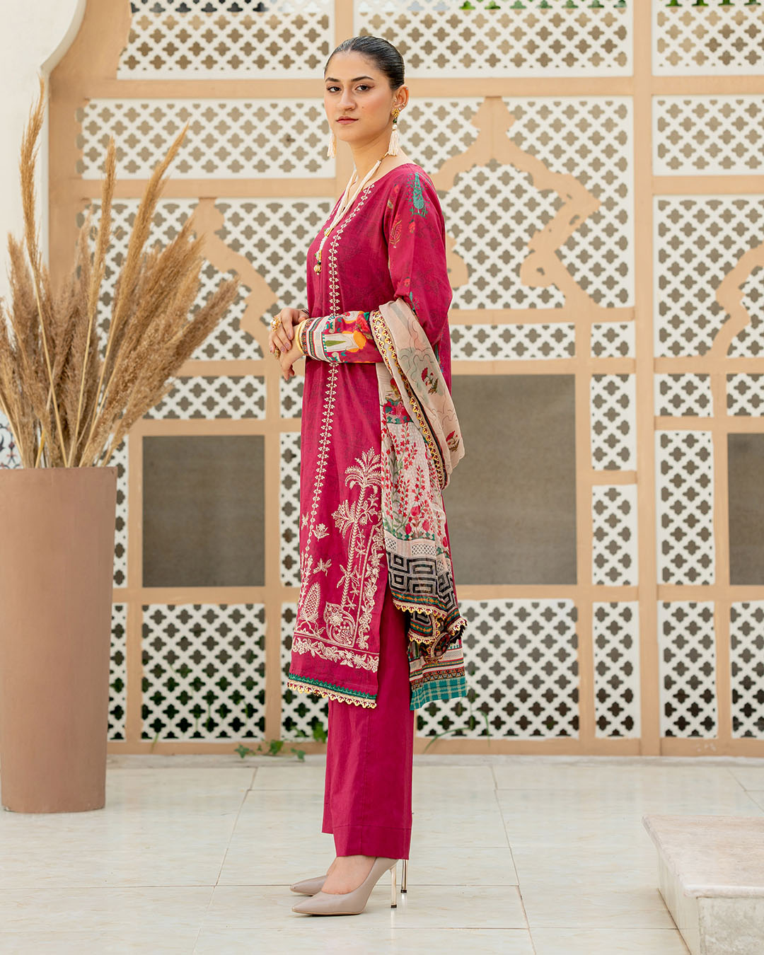 Isleen Flat 30% Off