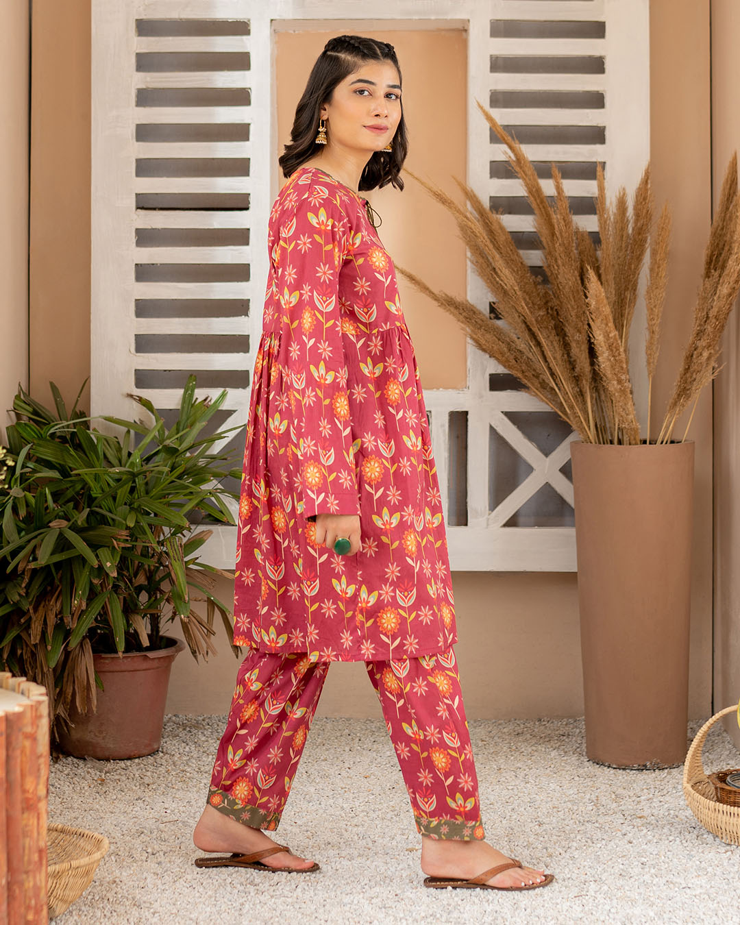 Lelia (Two Piece) Flat 60% OFF Main image