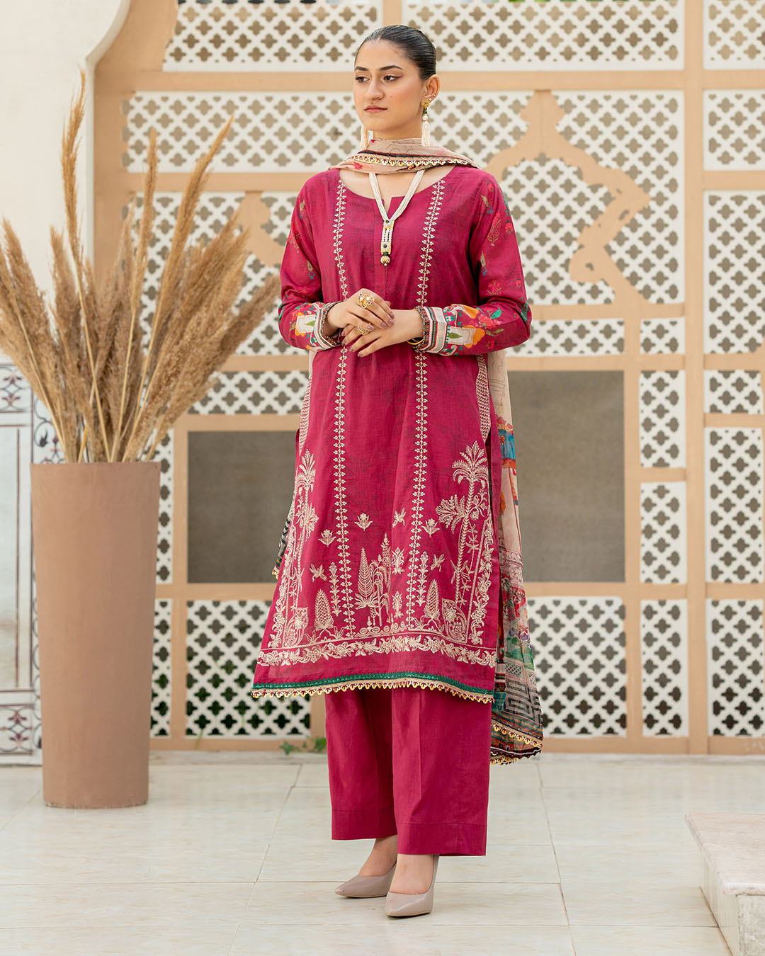 Isleen Flat 40 % Off