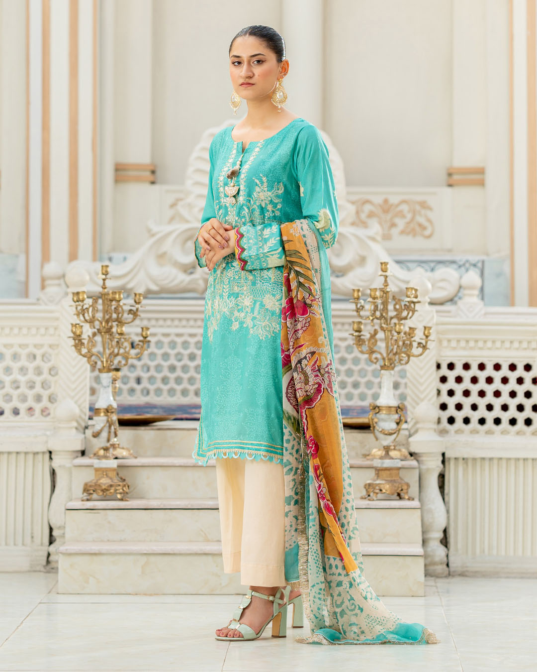 Saiba Flat 30% Off