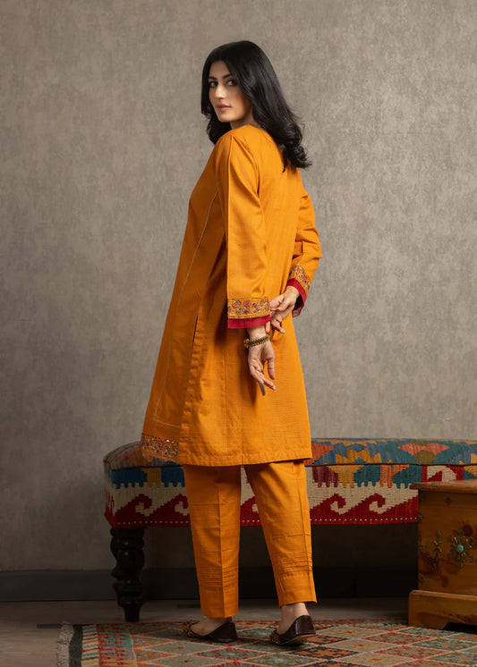 Mira – Ready to Wear – Noorangi – Khaddar
