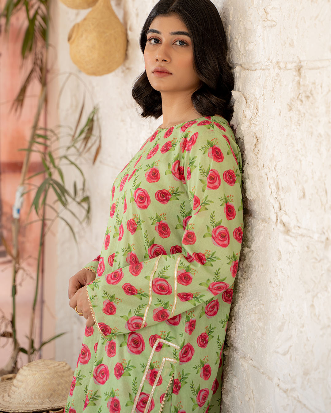 Florine (Two Piece) Flat 60% OFF Secondary image