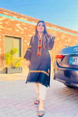 Black pashmina sophisticated shirt