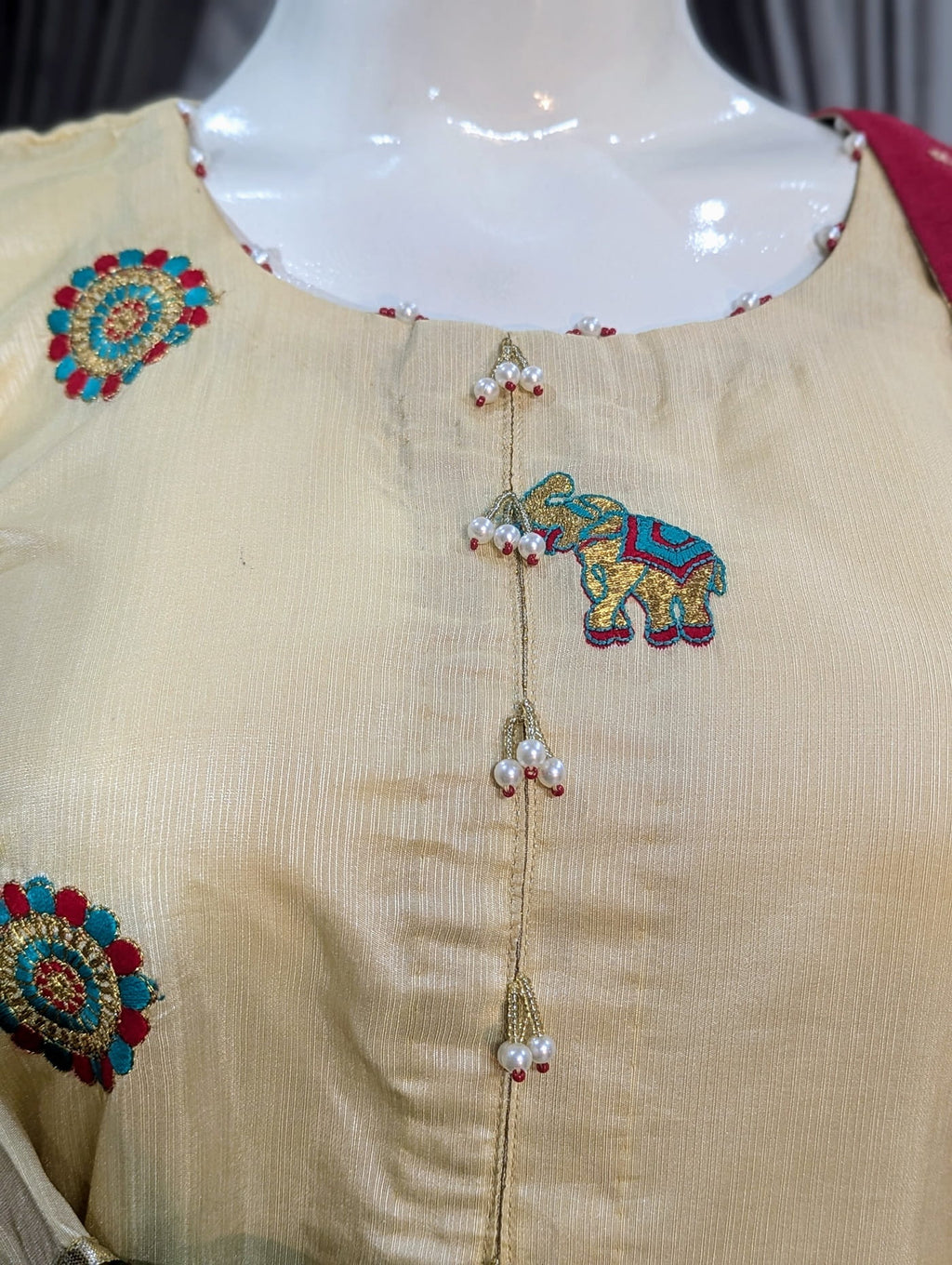 Gul-e-Zarkhash