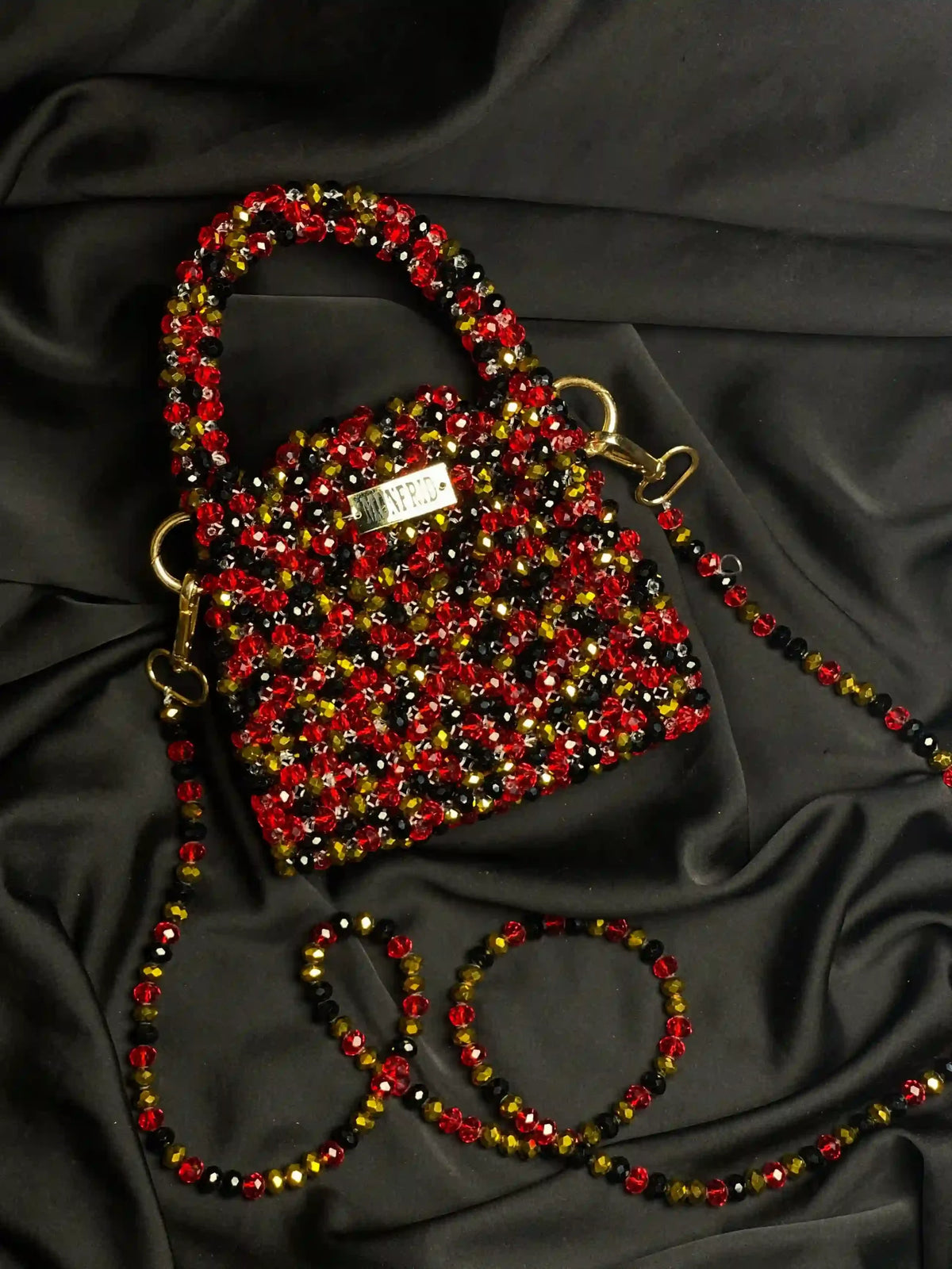 Crystal Red Royal Pallet hang Bag (Medium)