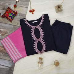 3 Pc Embroidered Lawn Suit