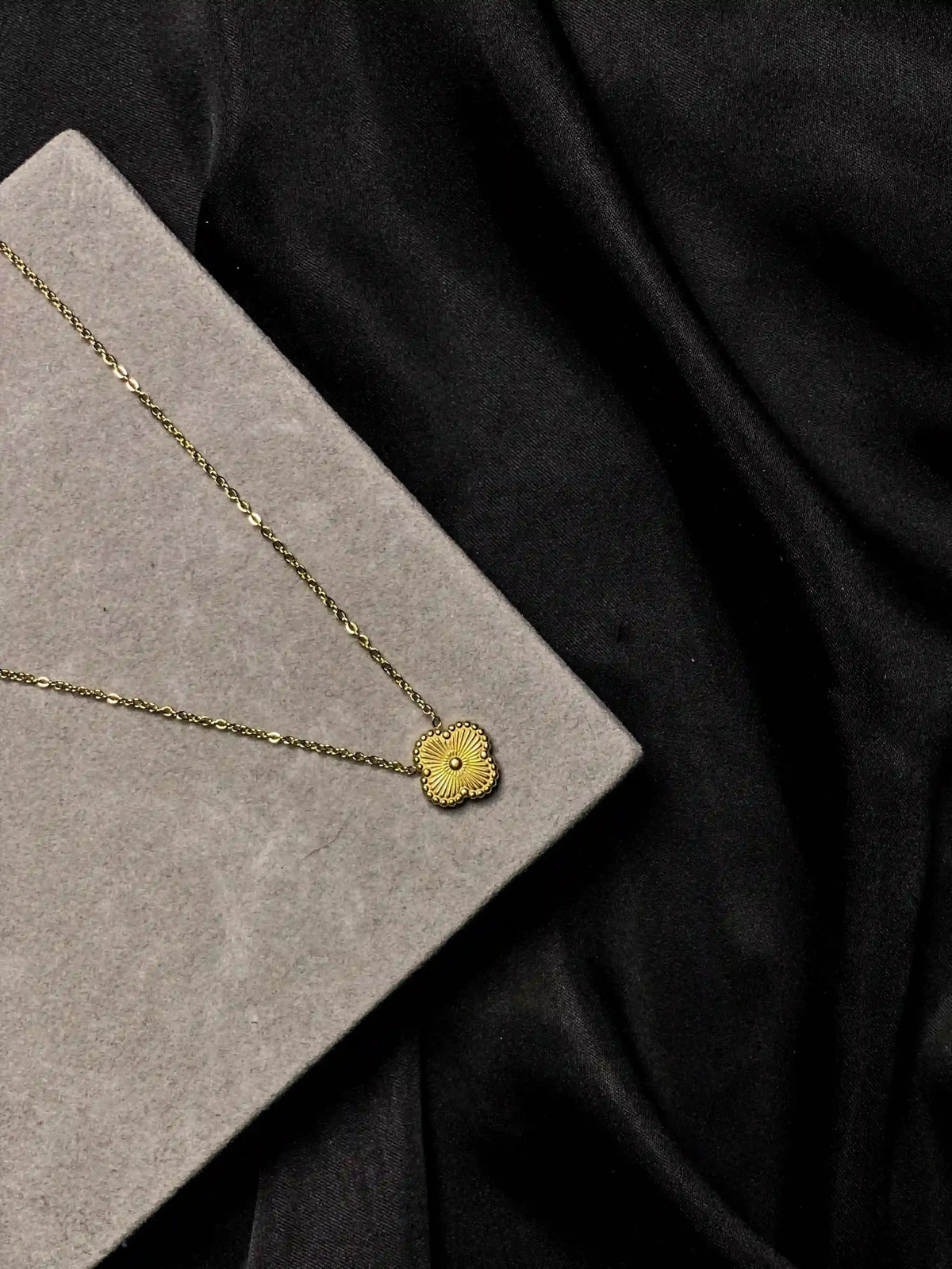 Golden Clover Necklace Main image