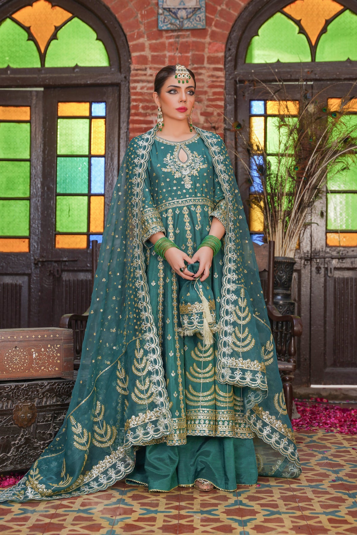 GULL BAHAR Main image