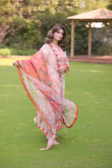 SALONI