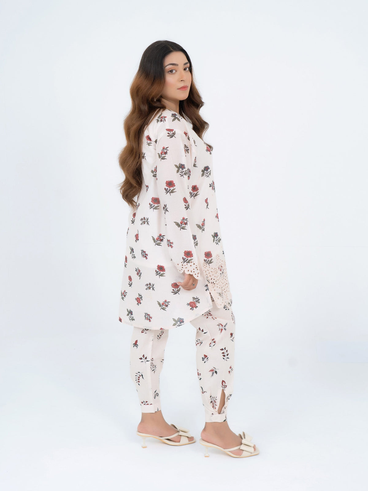 2 PIECE - EMBROIDERED SUIT