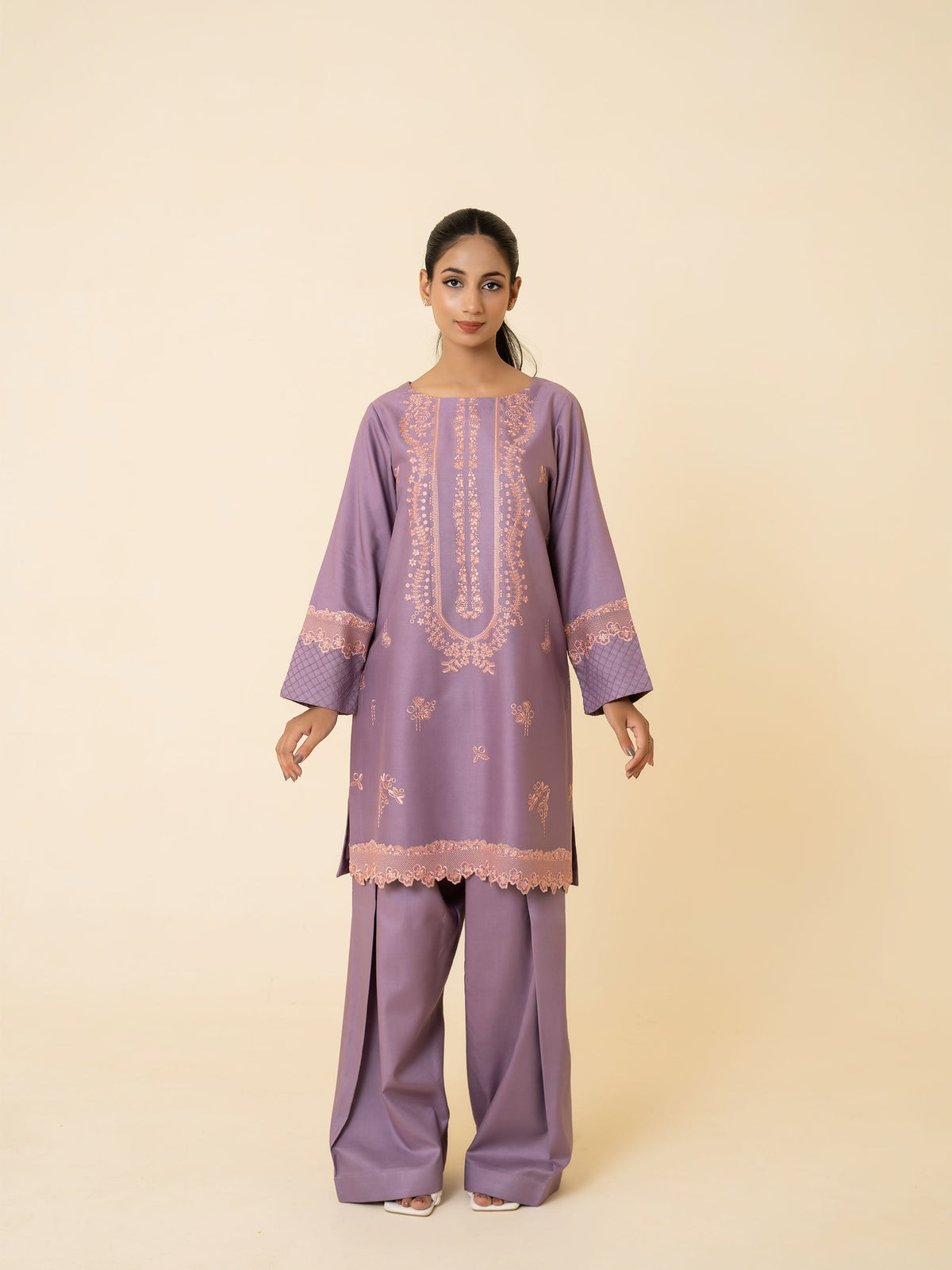 2 PIECE - EMBROIDERED SUIT