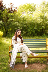 Printed Lawn 3-Piece Stitched Suit with Chiffon Dupatta