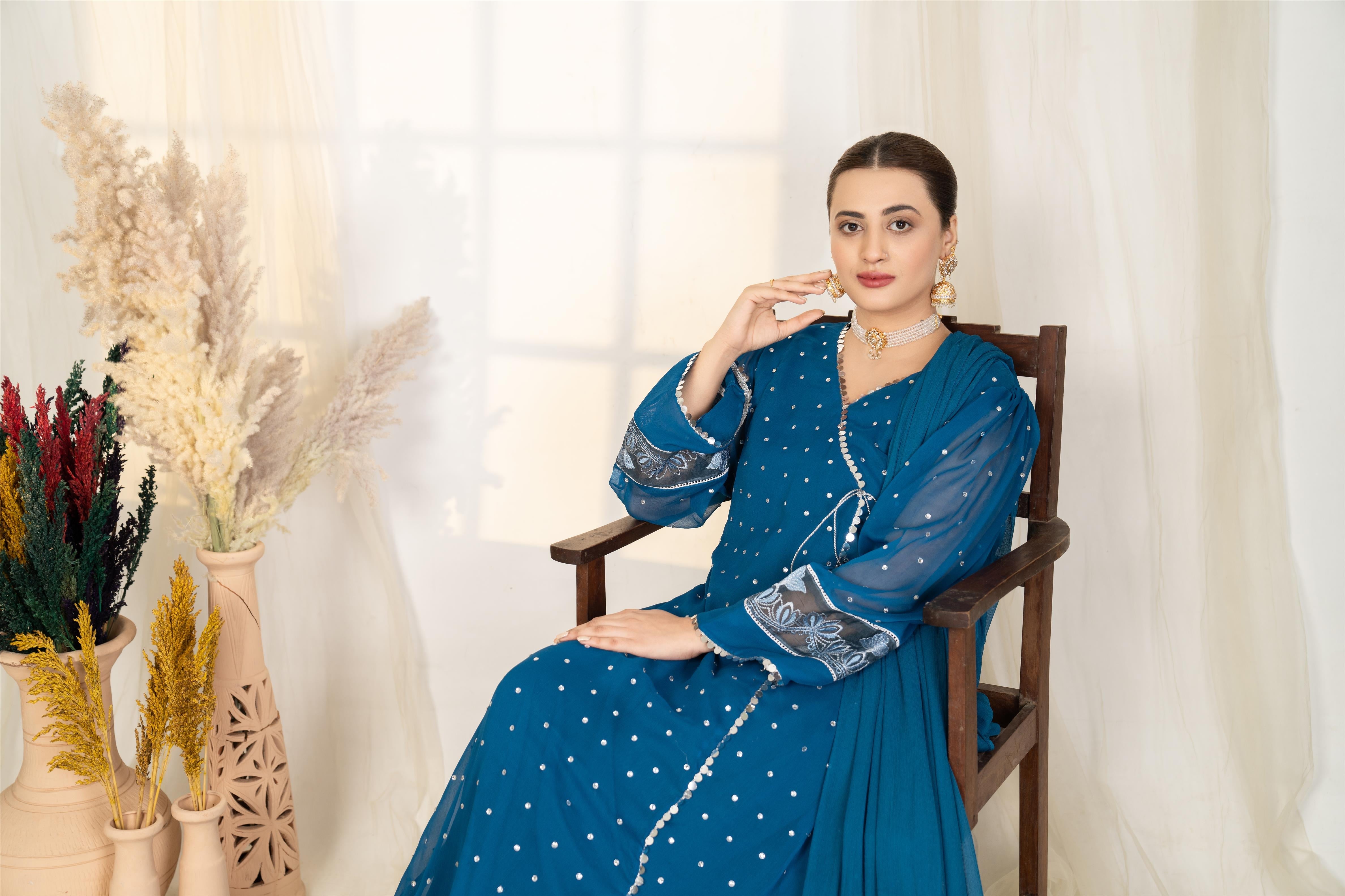 Elana - Winter Festive Collection 2022 By Noorangi noorangi