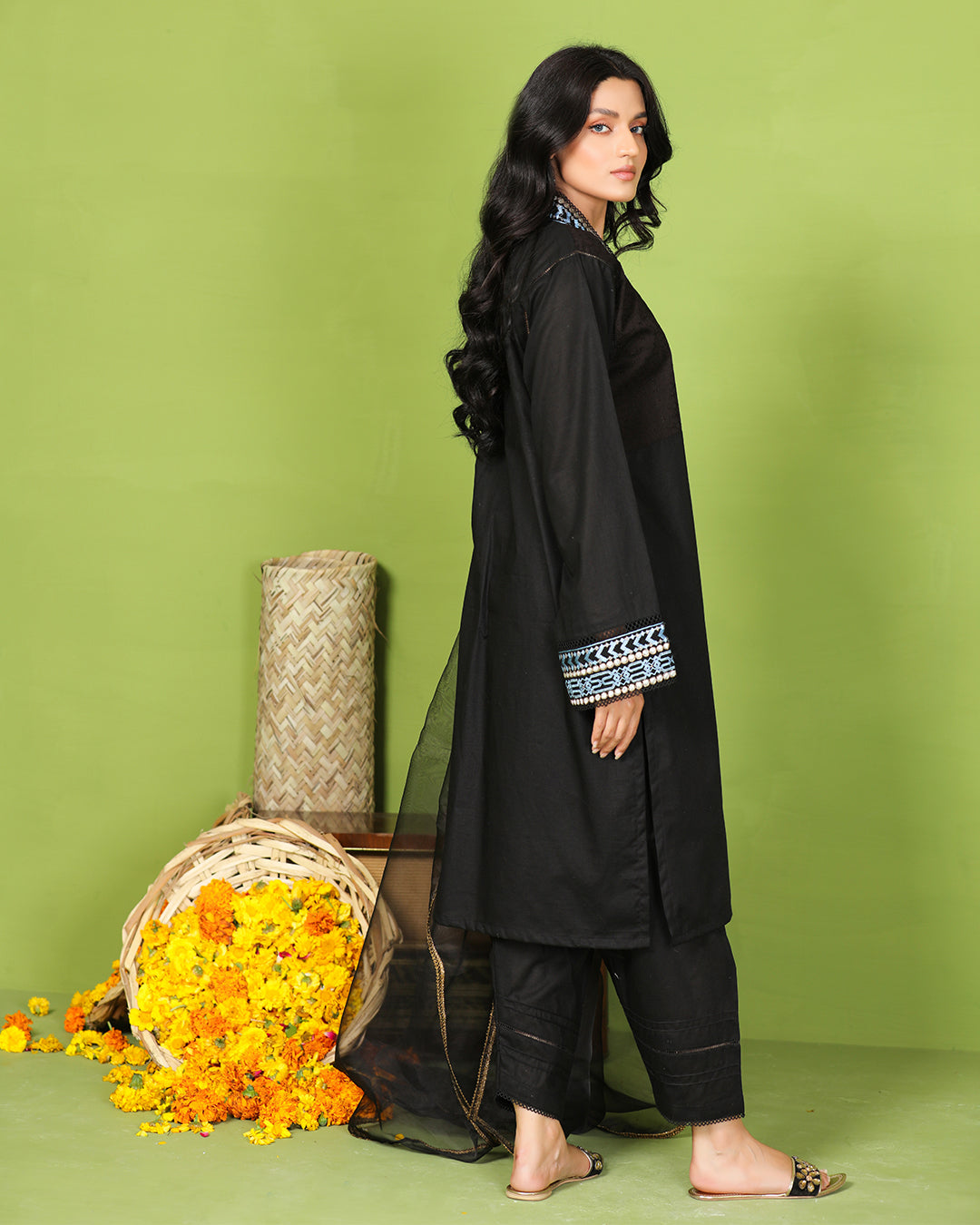 Kashi (Two Piece)30% Off Secondary image