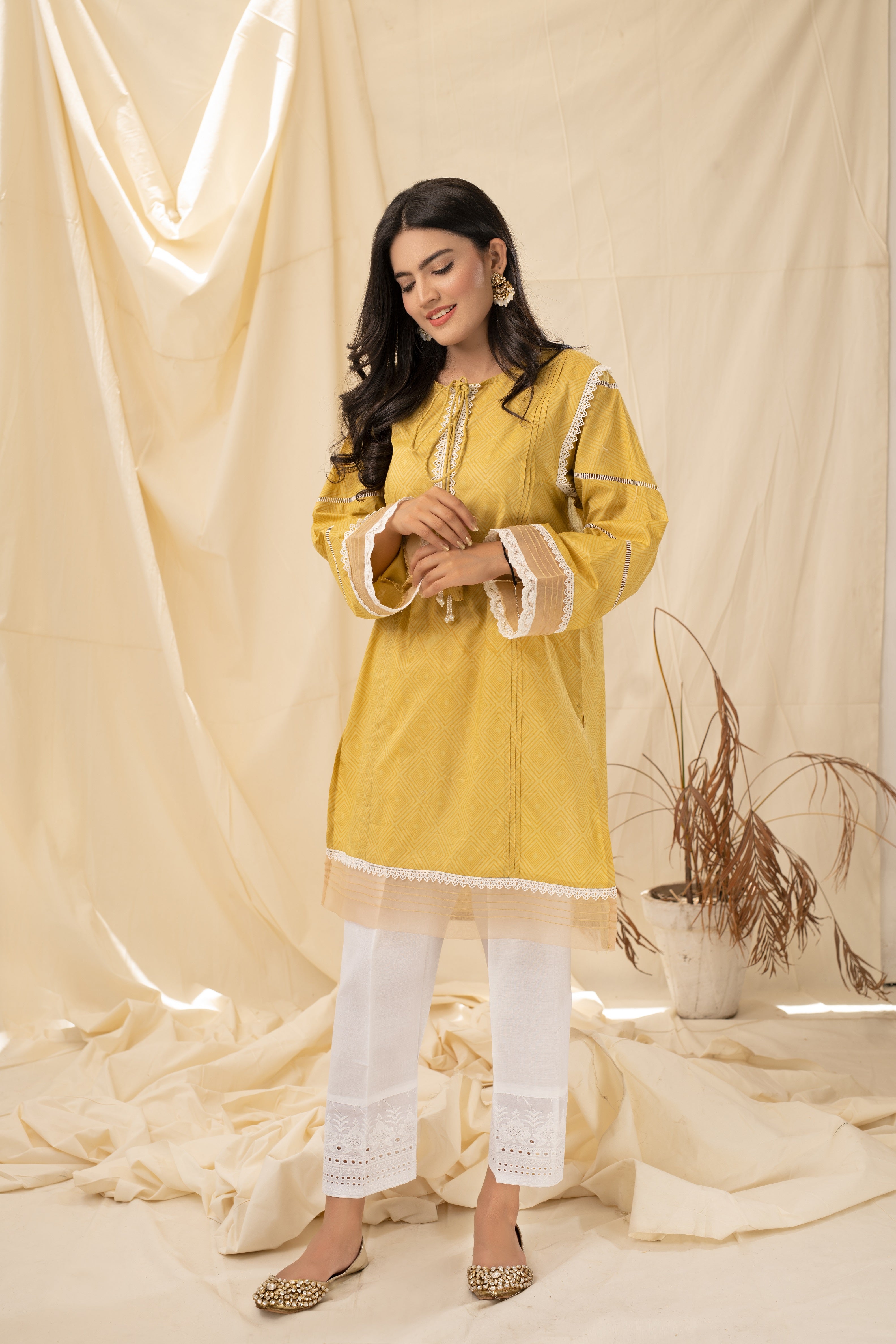 RELISH GOLD noorangi