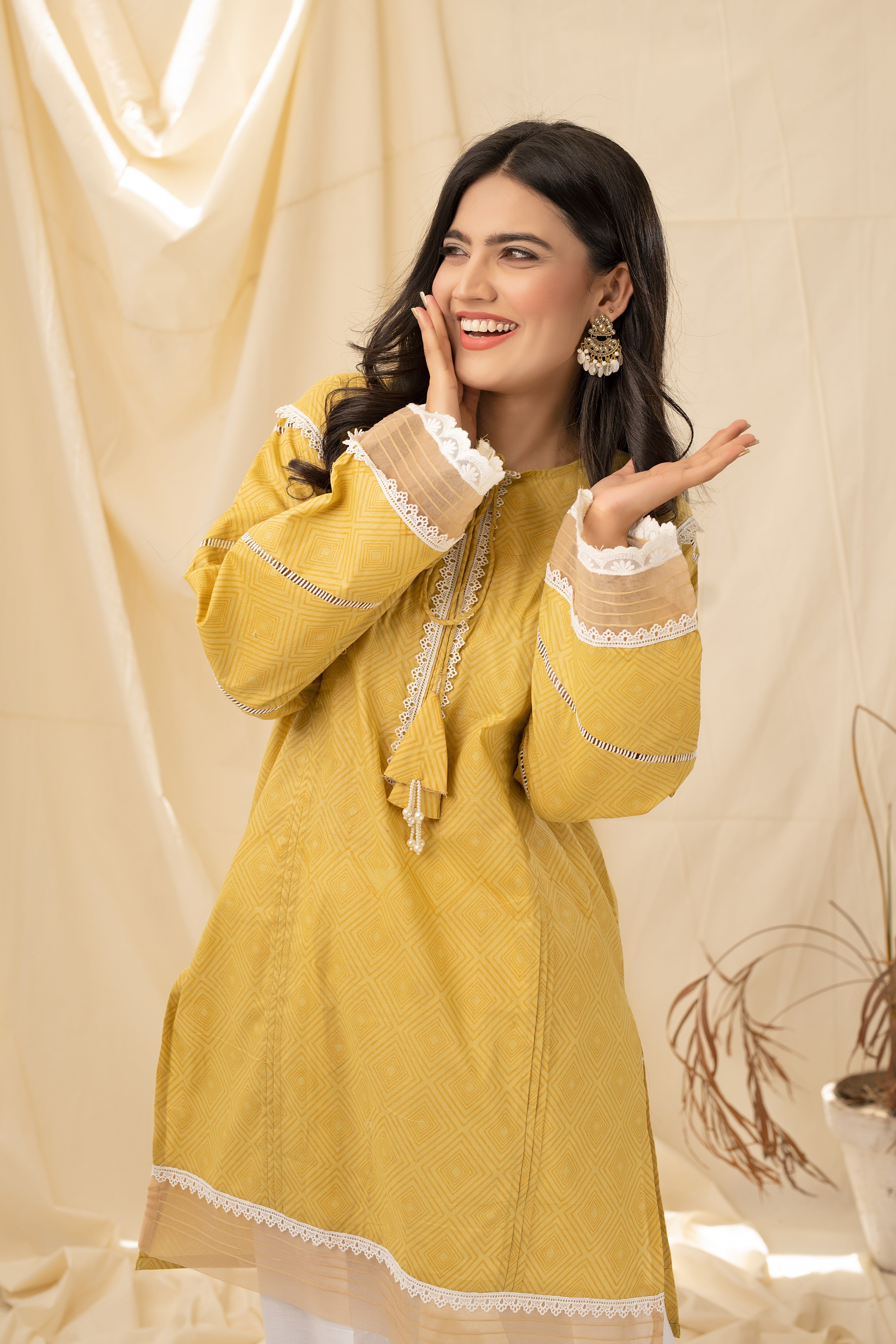 RELISH GOLD noorangi