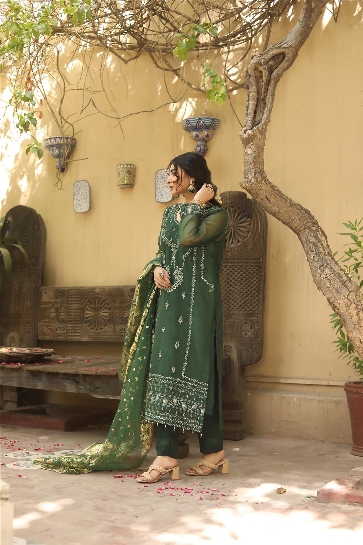 Radha - Amour Luxury Pret Collection By Noorangi noorangi