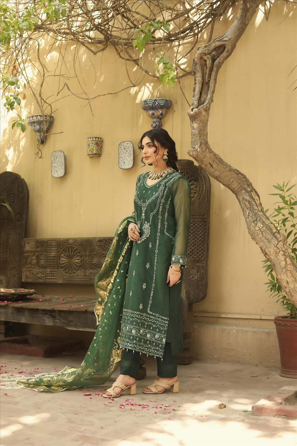 Radha - Amour Luxury Pret Collection By Noorangi noorangi
