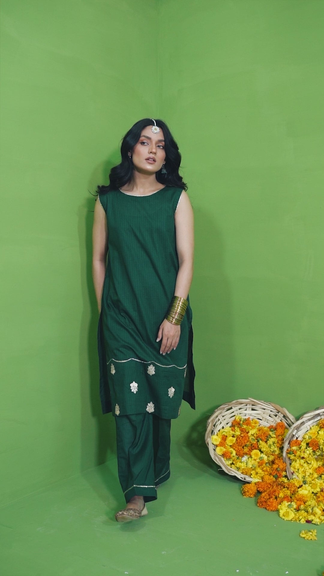 Munazah (Two Piece)30% Off
